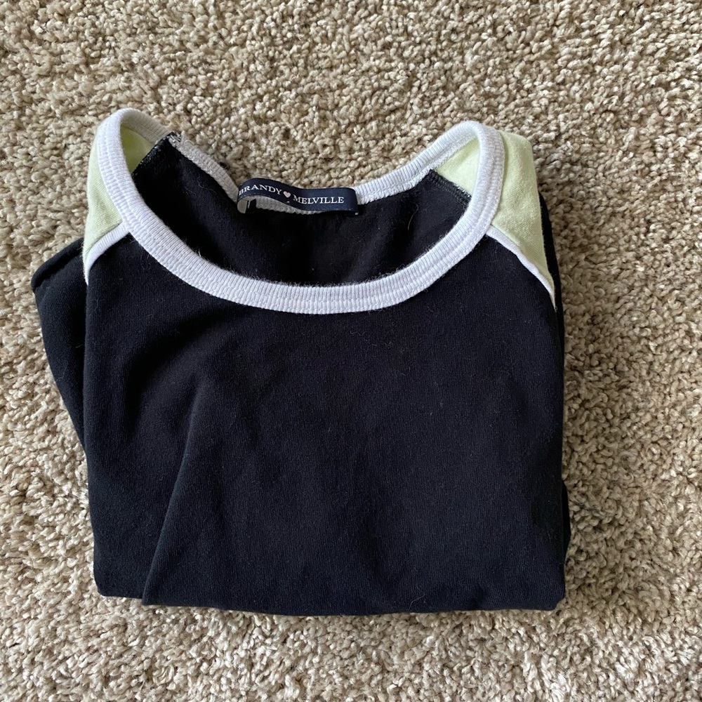 Brandy Melville Crop top